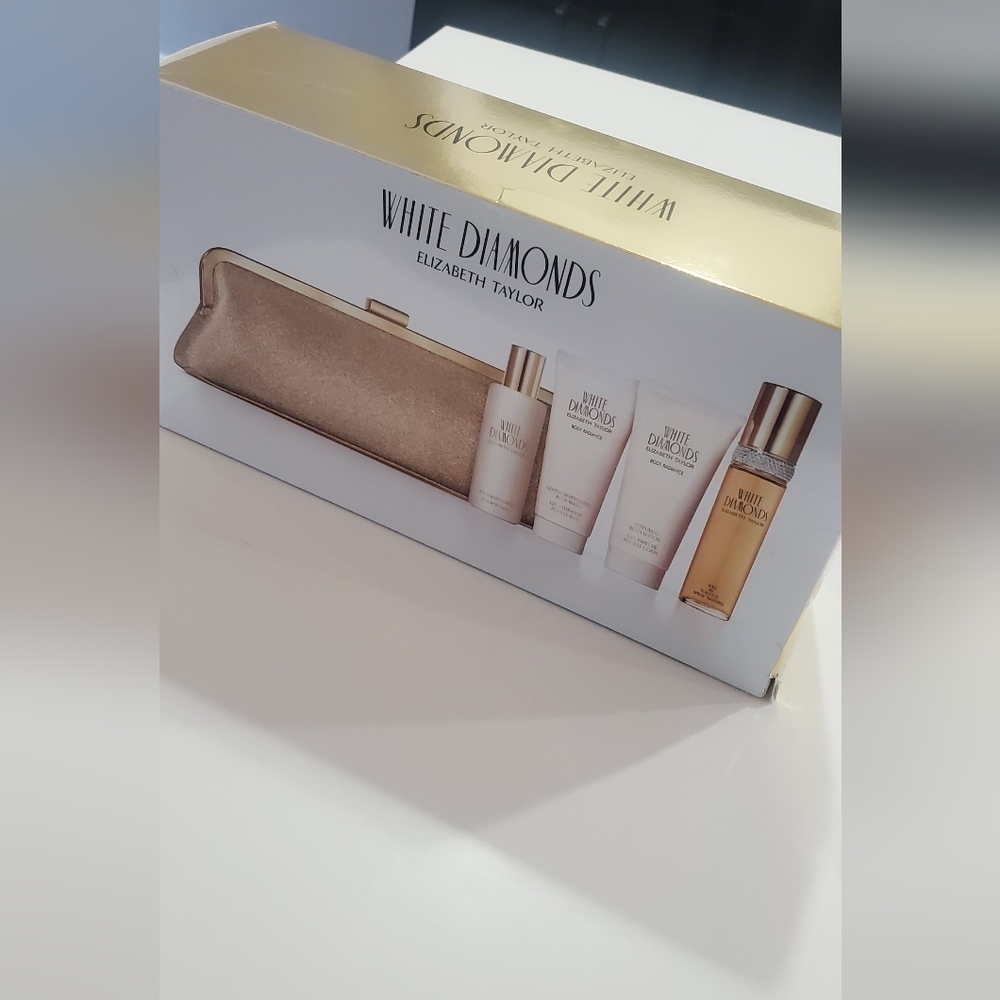 New Elizabeth Taylor White Diamond gift set.